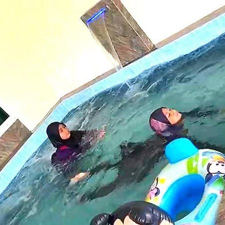 Desaru 16Pax Family With Private Mini Pool & Jacuzzi Villa Kota Tinggi Luaran gambar